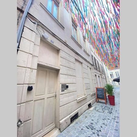 Au Coeur De La Cite Medievale Apartment ล็อง ภายนอก รูปภาพ
