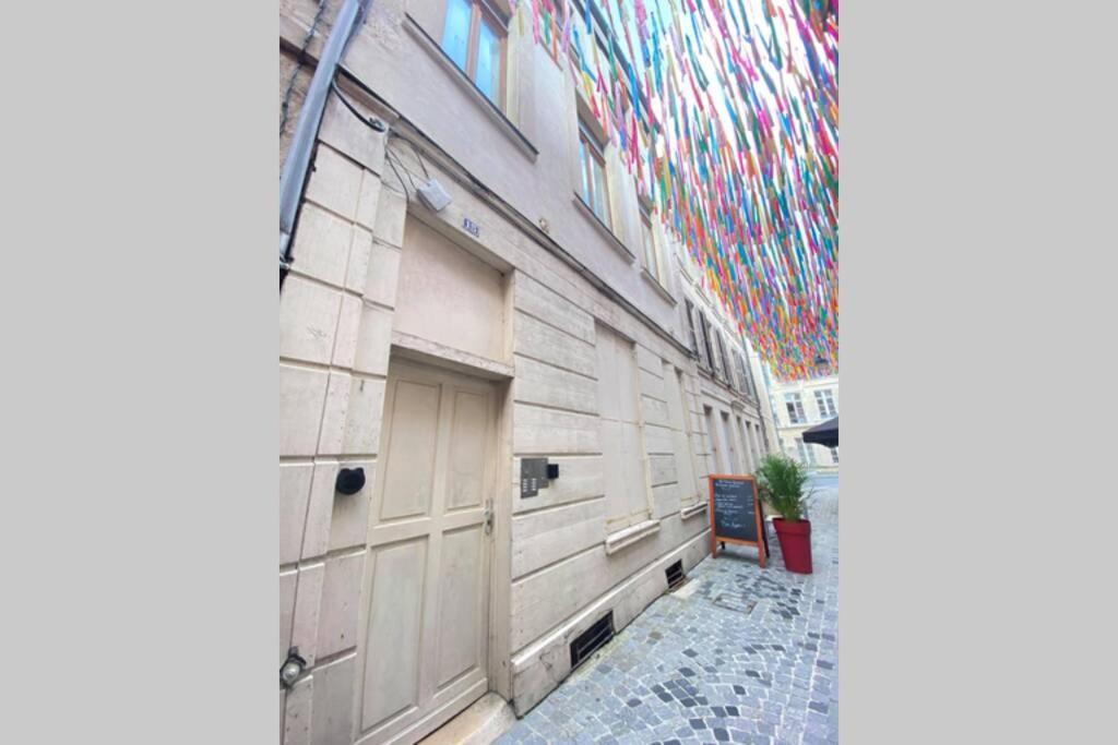 Au Coeur De La Cite Medievale Apartment ล็อง ภายนอก รูปภาพ