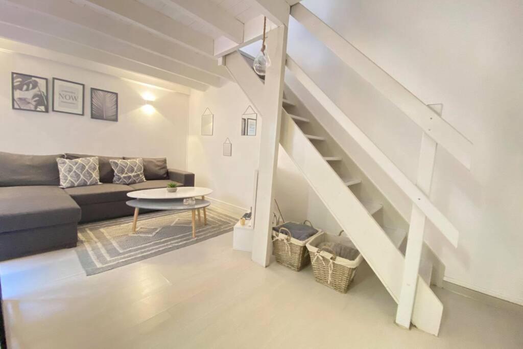 Au Coeur De La Cite Medievale Apartment ล็อง ภายนอก รูปภาพ